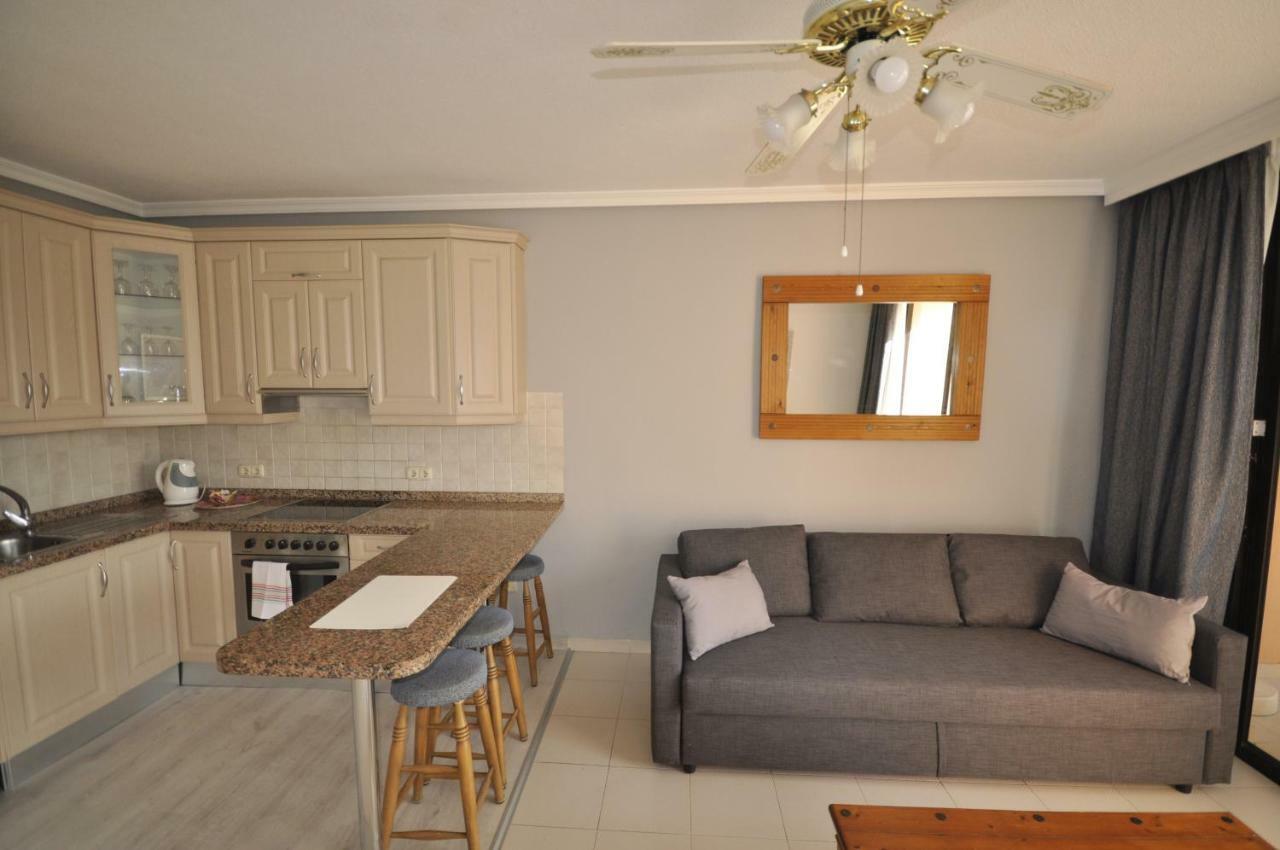 Paradise Court Las Americas Wifi Piscina 27 阿德耶 外观 照片